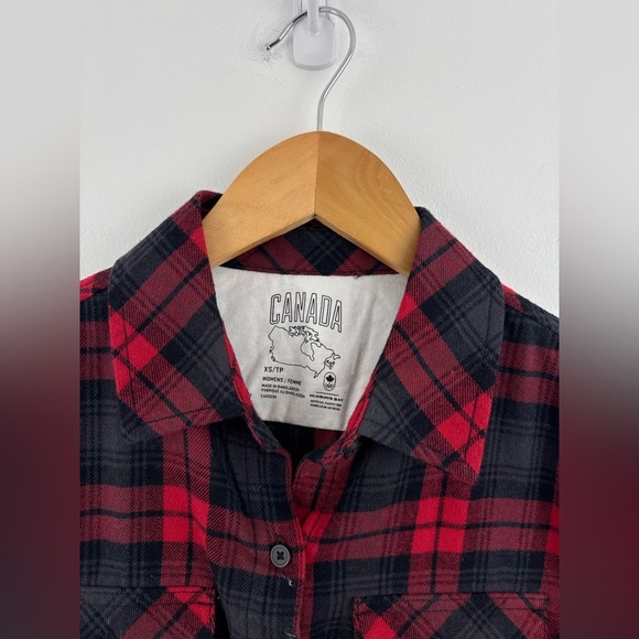 HBC Team Canada Red and Black Plaid Button-Down cotton flannel Shirt size XS - Picture 5 of 9